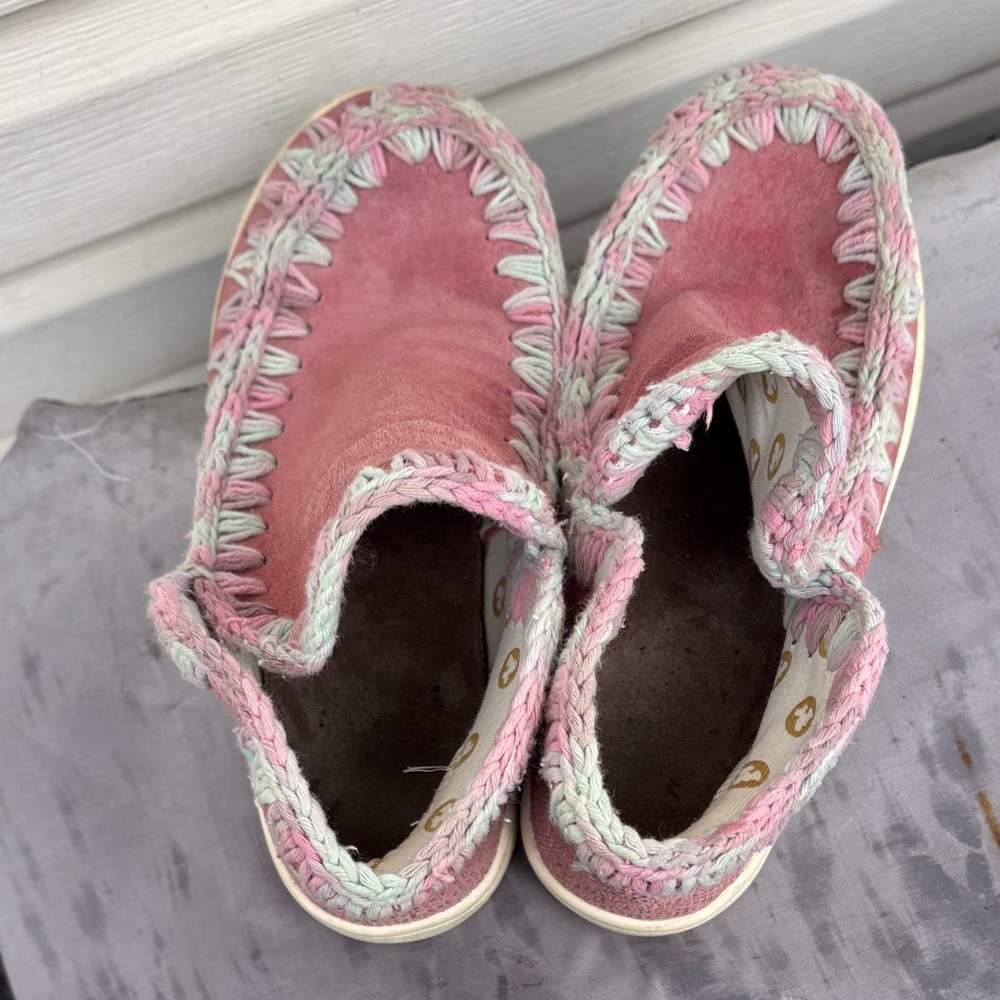 MOU Ladies Pink Suede Slip-On Moccasin Sneakers with Multicolor Crochet Trim-7 - Picture 8 of 10